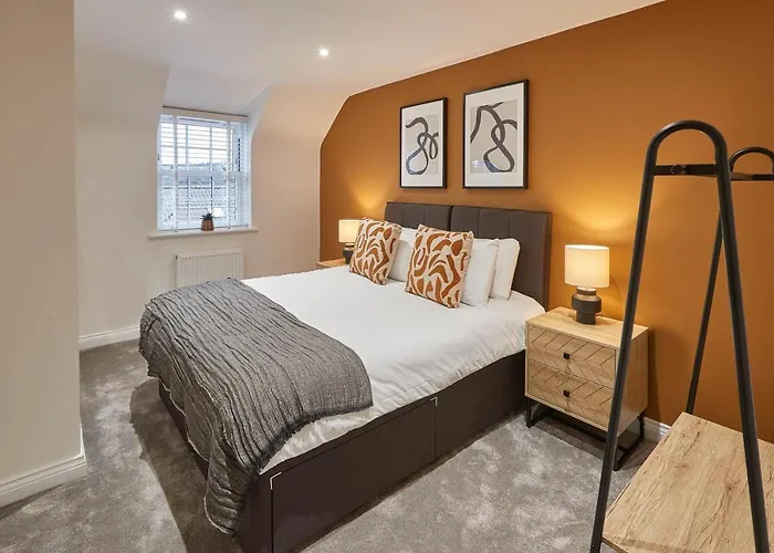 Host & Stay - Uggleby House
