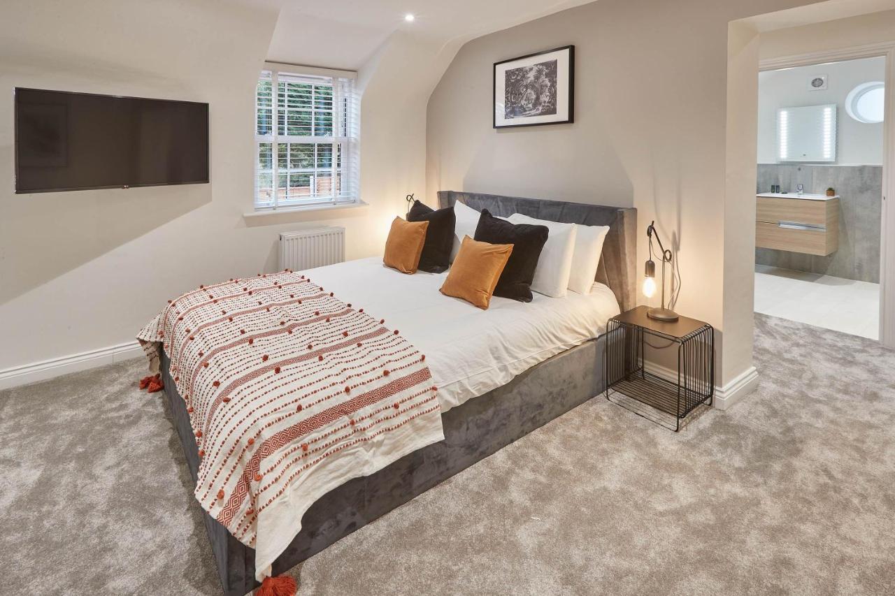 Host & - Uggleby House Holiday home *
