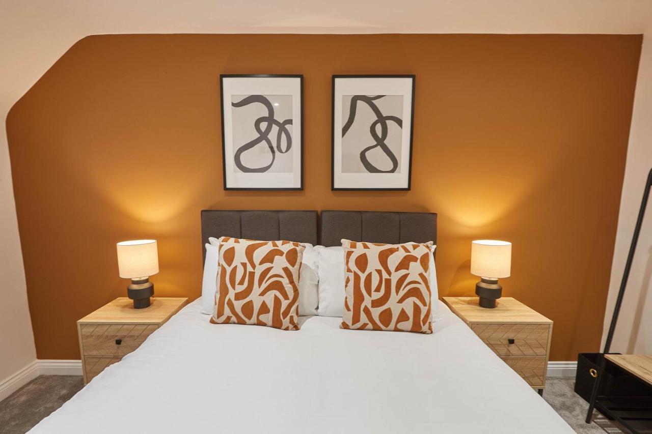Host & - Uggleby House Holiday home