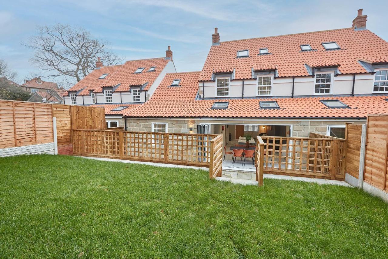 Host & - Uggleby House Holiday home *